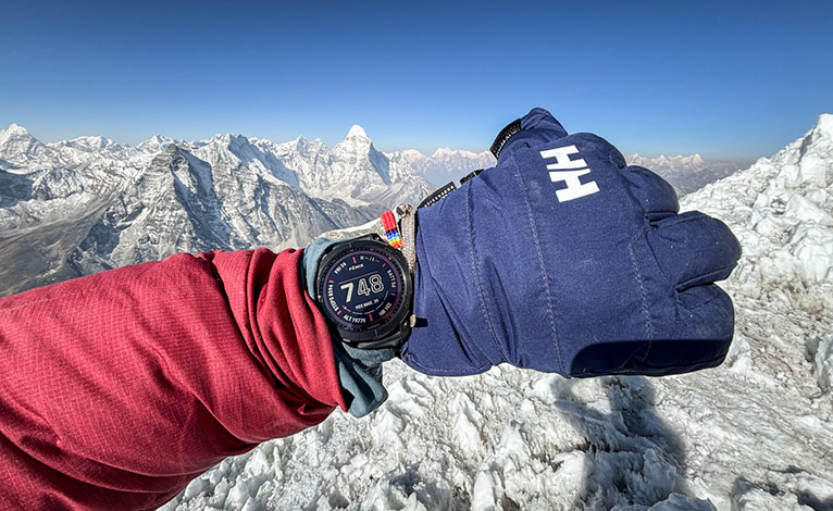 Trail Running Watch Guide: Altimeter, Maps, Navigation, and Ruggedness