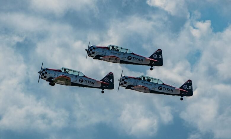 titan edge revolution 651798880